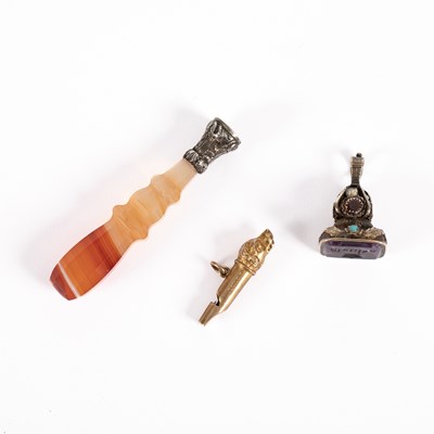 Lot 95 - A gem set fob seal