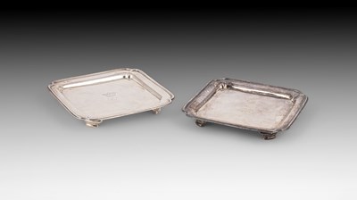 Lot 386 - A pair of George I Britannia standard silver card waiters