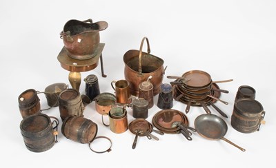 Lot 401 - A collection of copper pans