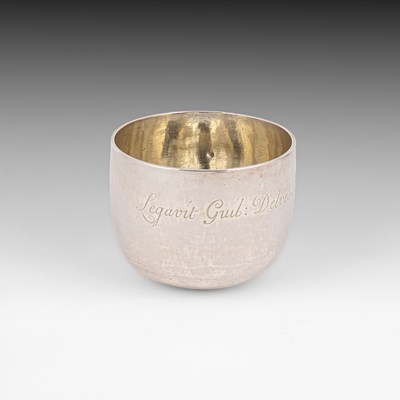 Lot 388 - A George I silver tumbler cup