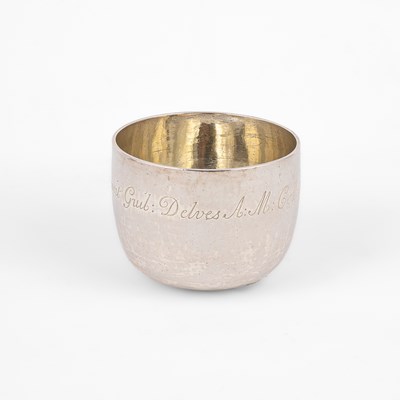Lot 388 - A George I silver tumbler cup