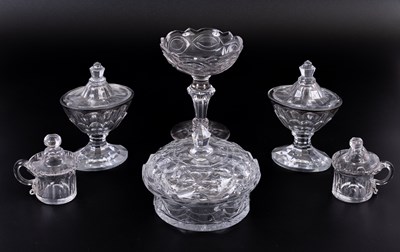 Lot 324 - A group of flat cut glass bowls and dishes