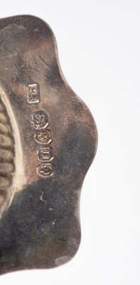 Lot 22 - A set of six William IV silver butter shells