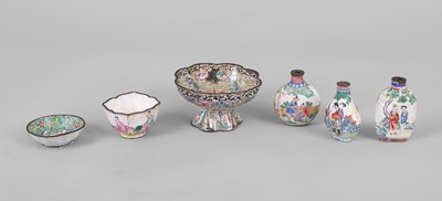 Lot 229 - A Cantonese enamel bowl