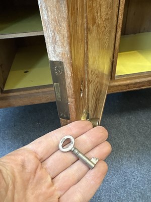 Lot 6 - Heal & Son Ltd.