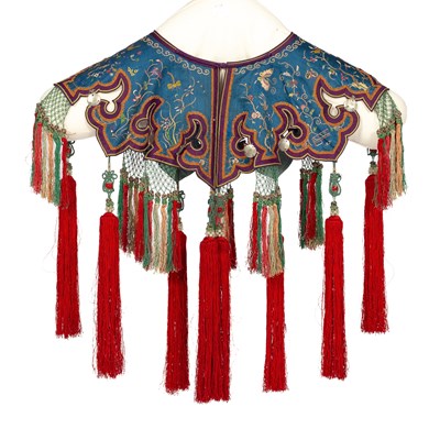 Lot 244 - A Chinese theatrical silk cloud collar