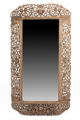Lot 311 - A wall mirror