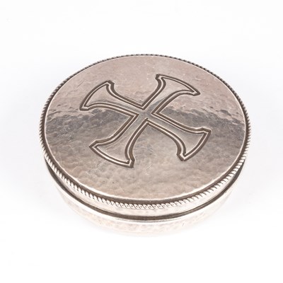 Lot 14 - A silver communion wafer box
