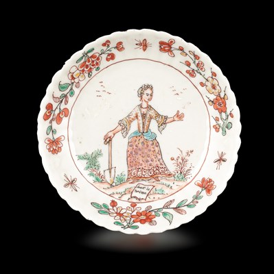 Lot 305 - An 18th Century Chinese porcelain saucer