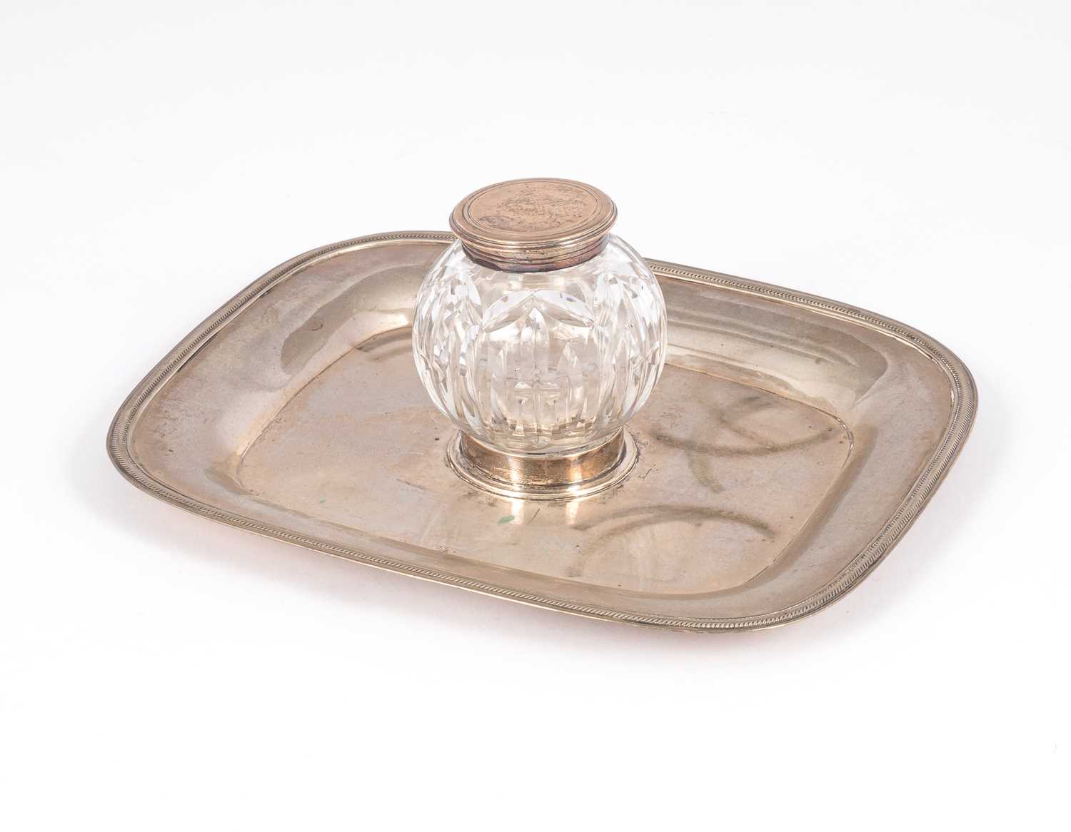 Lot 89 - A Dutch silver inkstand
