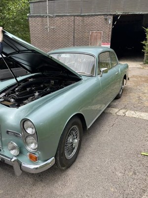 Lot 1964 Alvis TE21 Saloon