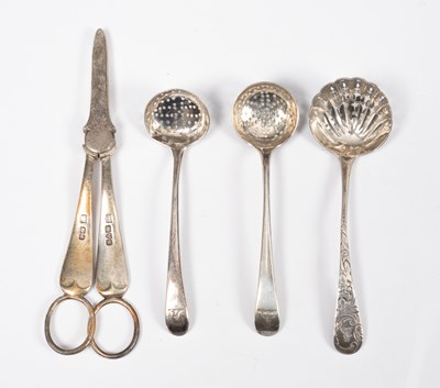 Lot 70 - A pair of Edwardian silver grape scissors