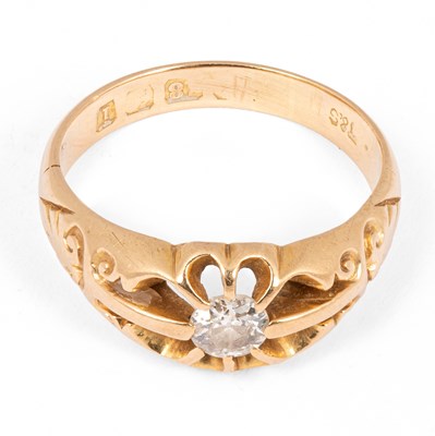 Lot 165 - An Edwardian 18ct yellow gold and diamond single stone ring