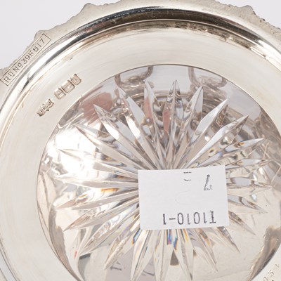 Lot 1 - An Edwardian silver mounted jam or marmalade jar