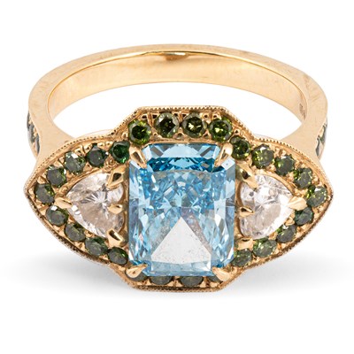 Lot 179 - An 18ct yellow gold and diamond three-stone halo ring