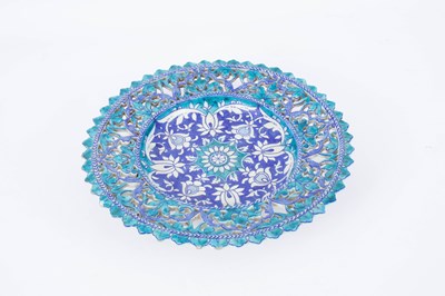 Lot 771 - A late 19th Century Jaipur dish