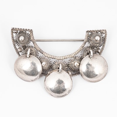 Lot 150 - David Anderson - a Norwegian silver Solje brooch