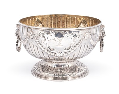 Lot 45 - A George IV silver punch bowl