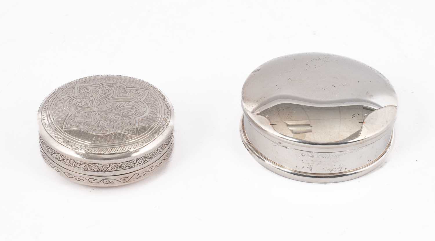 Lot 48 - A Scottish circular silver box