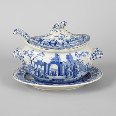 Lot 839 - A Spode pearlware blue and white transfer printed Indian Sporting series tureen