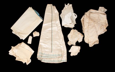 Lot 953 - A Victorian wedding dress