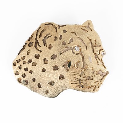 Lot 142 - A South African gold cheetah head brooch