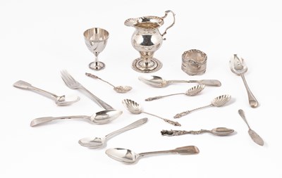 Lot 51 - A quantity of silver
