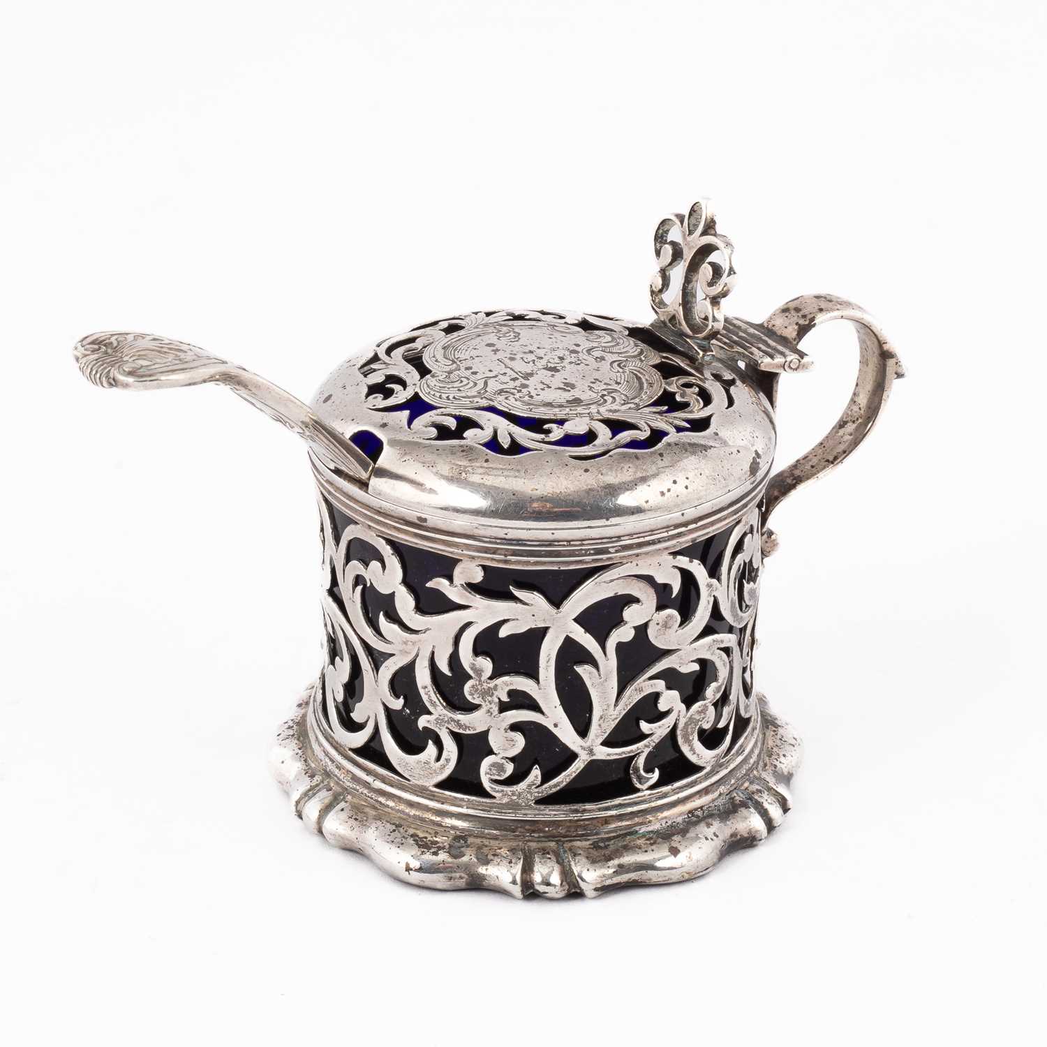 Lot 55 - A Victorian silver mustard pot