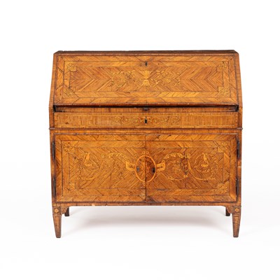 Lot 345 - A late 18th Century Italian walnut bureau