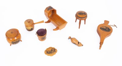 Lot 921 - A collection of Mauchline Ware
