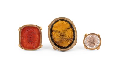 Lot 63 - Three hardstone seal fobs