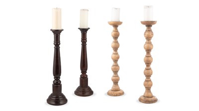 Lot 571 - A pair of turned beechwood candlesticks