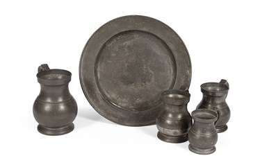 Lot 572 - A large pewter charger