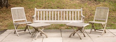 Lot 501 - A garden bench
