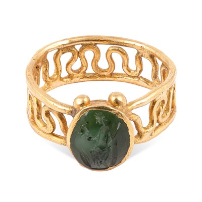 Lot A Roman green jasper intaglio ring