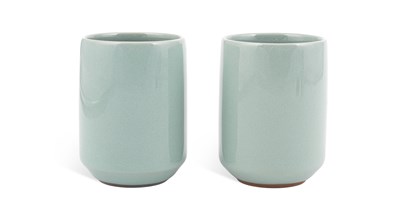 Lot 278 - Two celadon porcelain cups by Suwa Sozan III