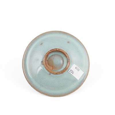 Lot 279 - A Jun stoneware saucer, China, Song to Jin dynasty